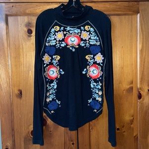 WOMENS FREE PEOPLE BLACK EMBROIDERED TOP